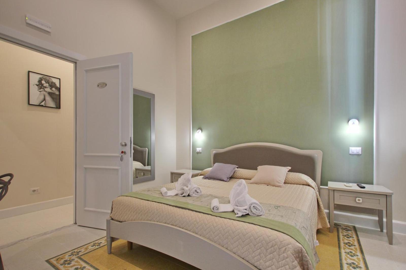 Dreaming Rome Suites Exterior photo